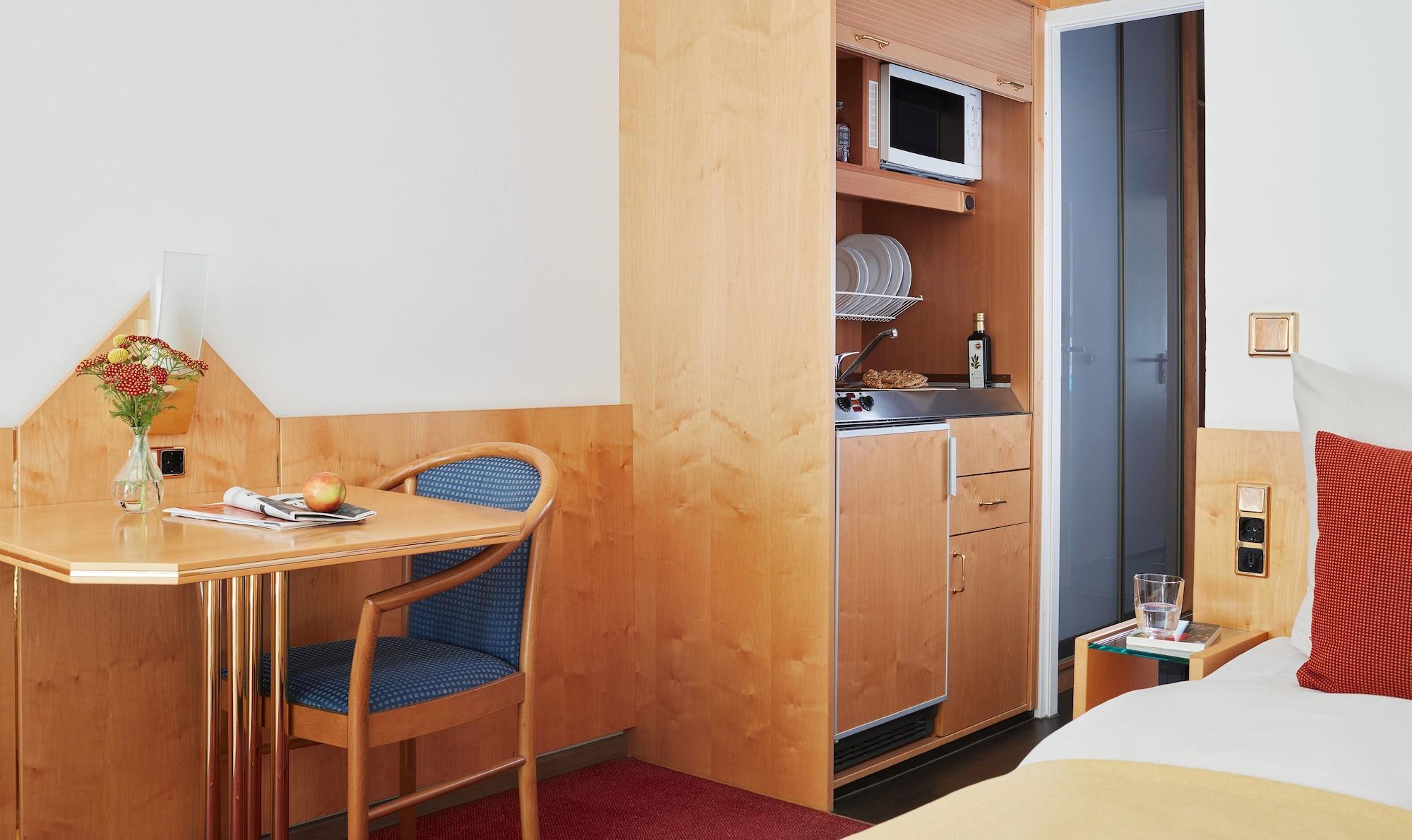 ลีฟวิง โฮเต็ล อัม ดอยท์เชน มิวเซียม Aparthotel มิวนิก ภายนอก รูปภาพ